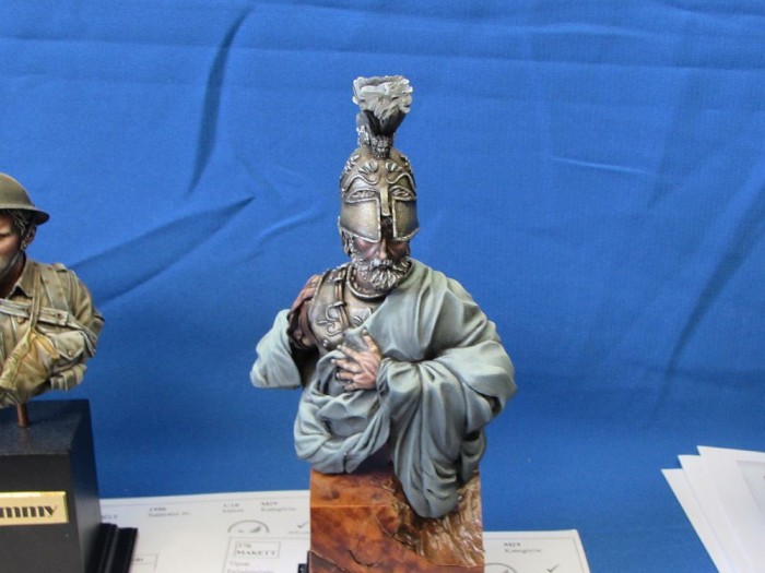 figurine 158.jpg